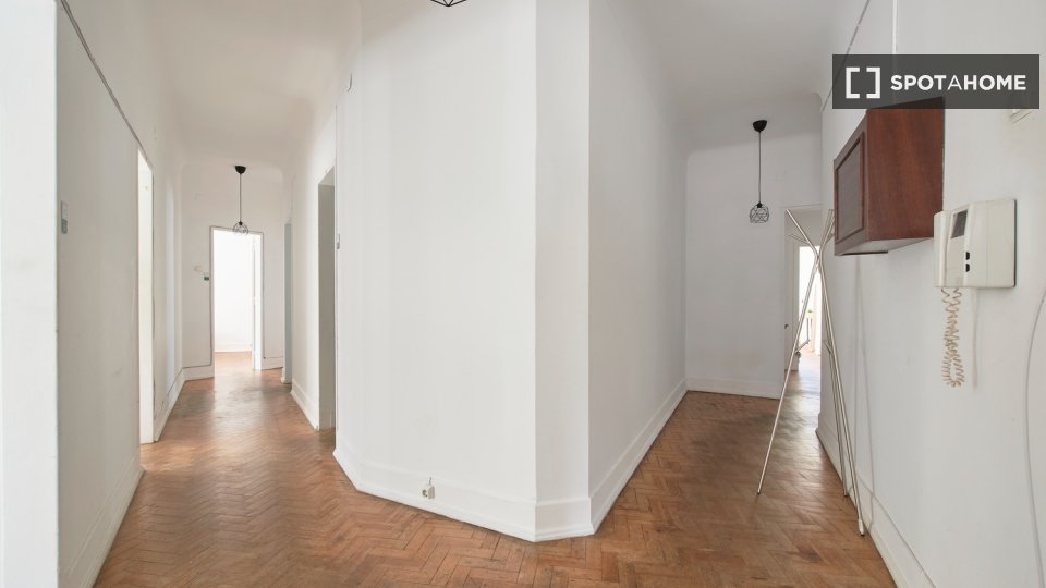 Double room Lisbon, 7 beds — photo 4