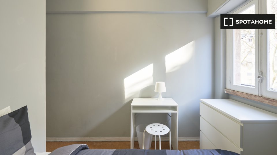 Double room Lisbon, 6 beds — photo 10