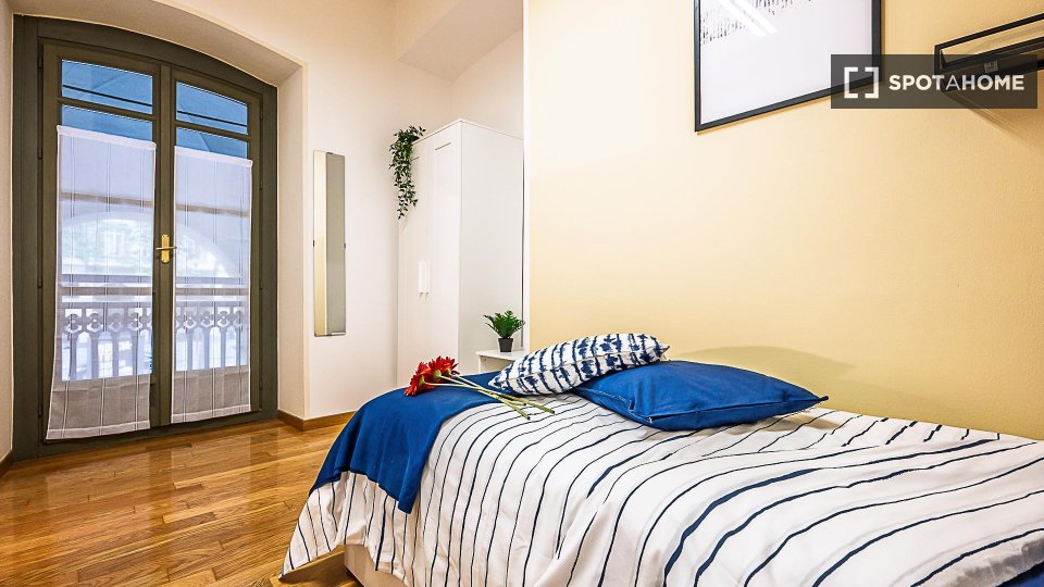 Double room Turin, 4 beds — photo 18