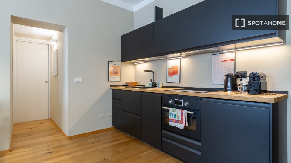 Apartment Milan, 1 bed, 53m² — photo 12