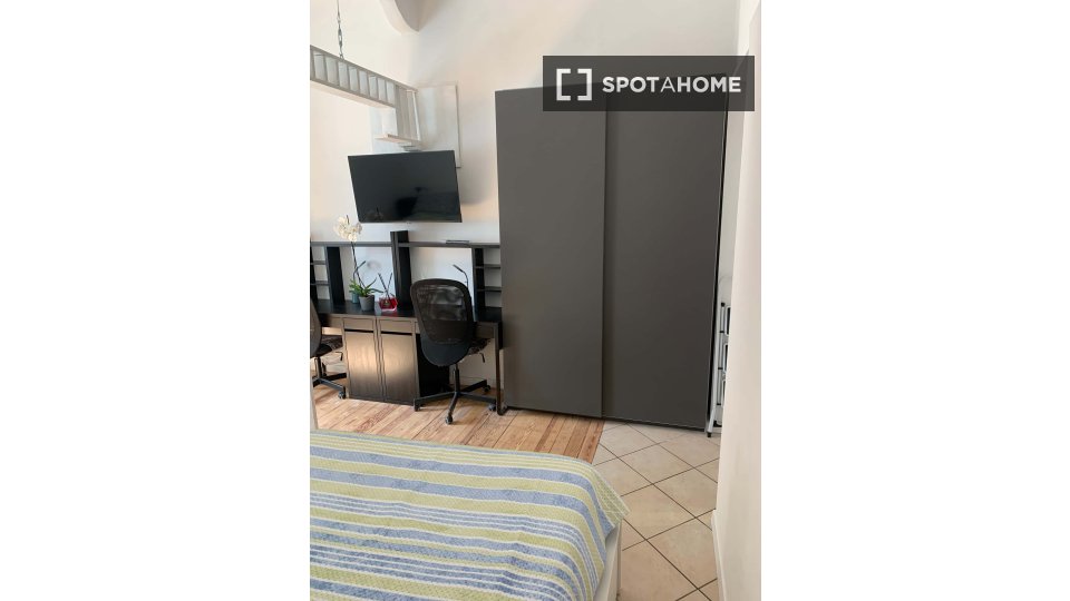 Double room Turin, 1 bed — photo 1
