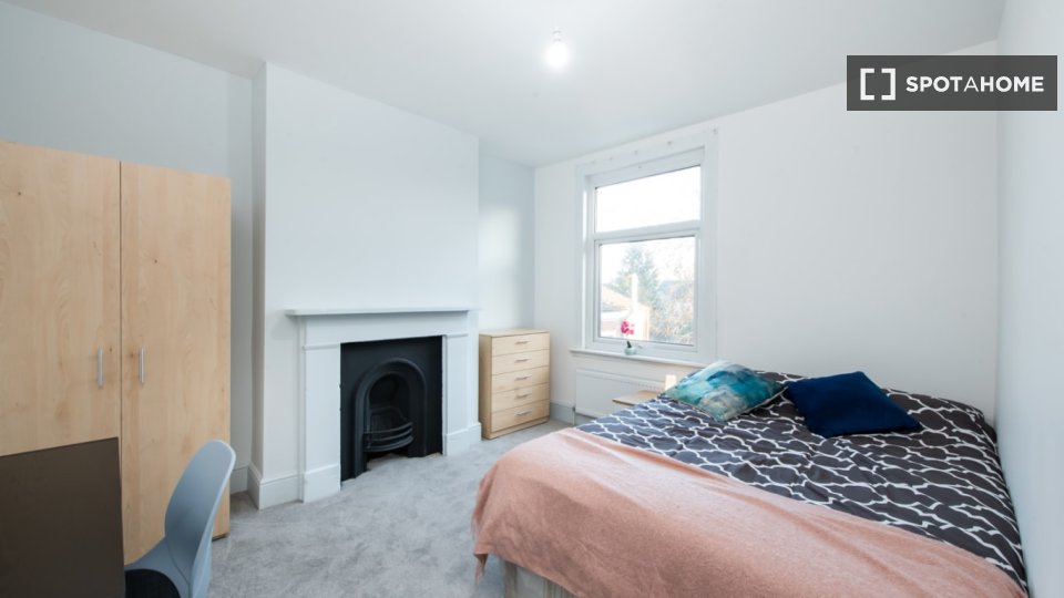 Double room London, 5 beds — photo 3