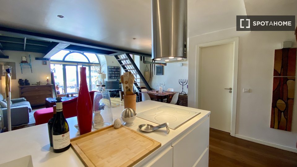 Apartment Lisbon, 2 beds, 190m² — photo 6