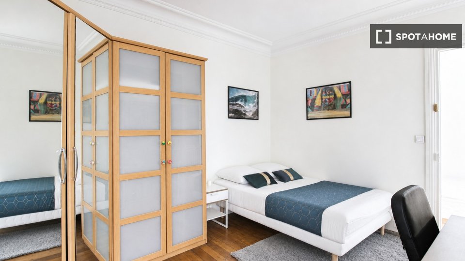 Chambre double Paris, 5 chambres — photo 36