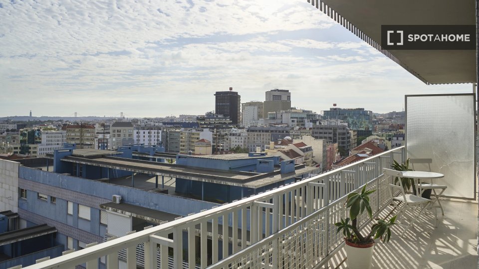 Double room Lisbon, 9 beds — photo 4