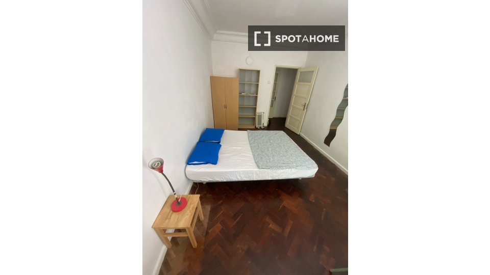Double room Lisbon, 7 beds, 100m² — photo 31