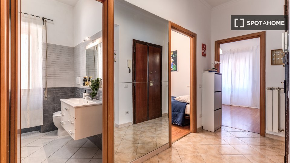 Apartment Rome, 2 beds, 80m² — photo 8