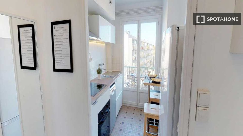 Double room Montpellier, 4 beds, 60m² — photo 8