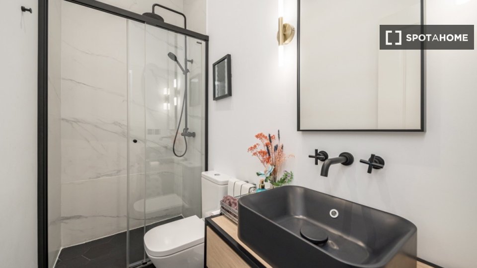Apartment Madrid, 4 beds, 243m² — photo 14