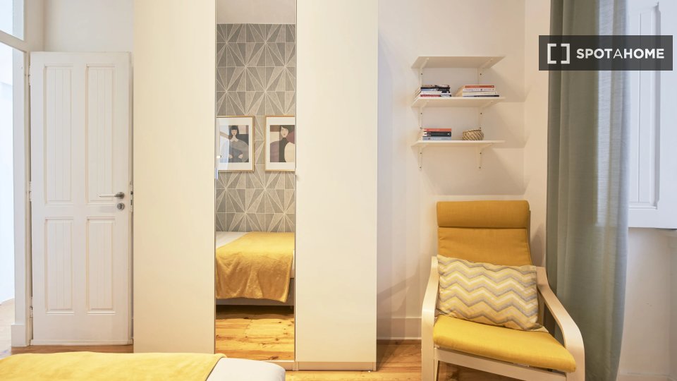 Double room Lisbon, 7 beds — photo 4