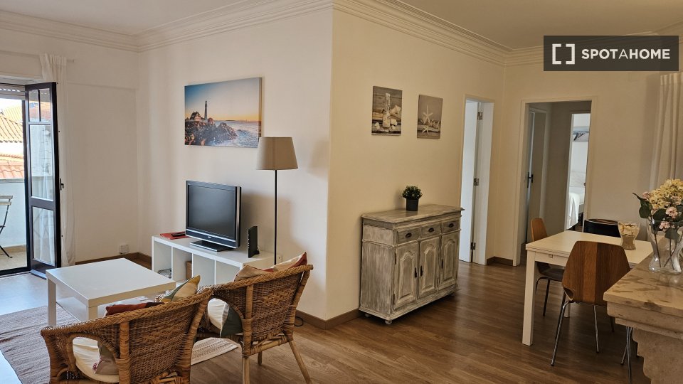 Apartment Lisbon, 2 beds — photo 14