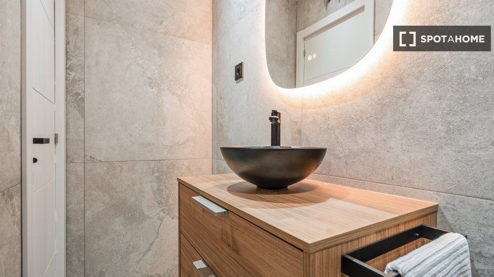 Apartment Madrid, 1 bed, 50m² — photo 2