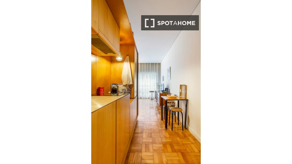 Apartment Porto, 1 bed, 41m² — photo 19
