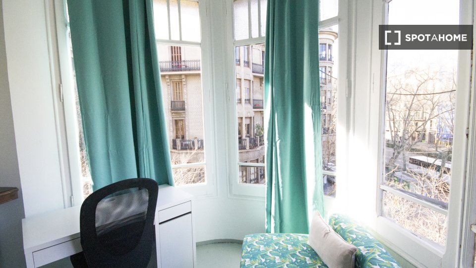 Double room Barcelona, 6 beds — photo 15