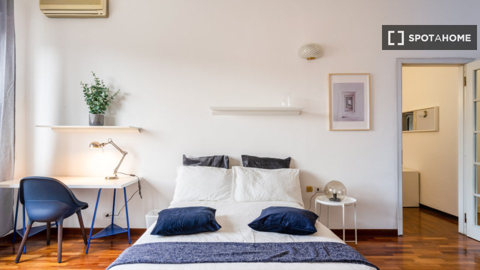 Double room Milan, 5 beds, 177m² — photo 12
