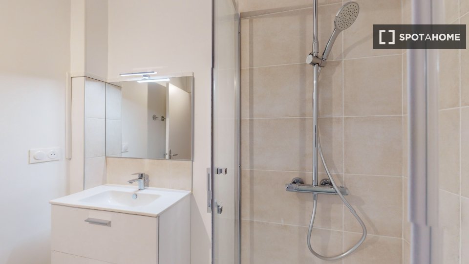 Double room Paris, 10 beds — photo 9