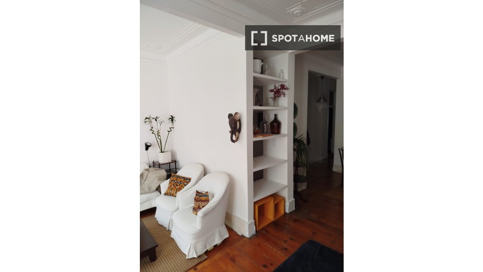 Apartment Lisbon, 1 bed, 95m² — photo 11