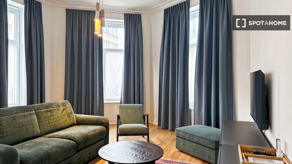Double room Brussels, 1 bed, 110m² — photo 8