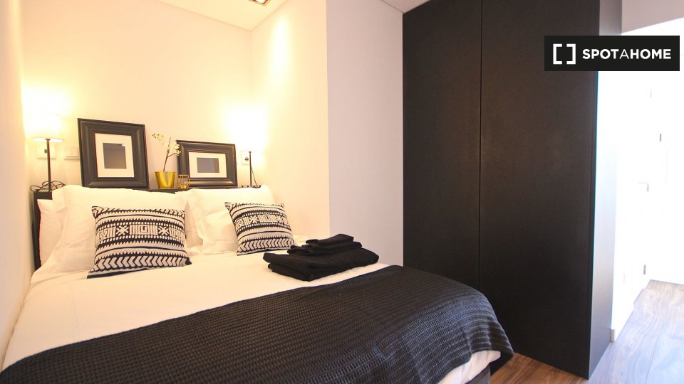 Apartment Lisbon, 2 beds — photo 12