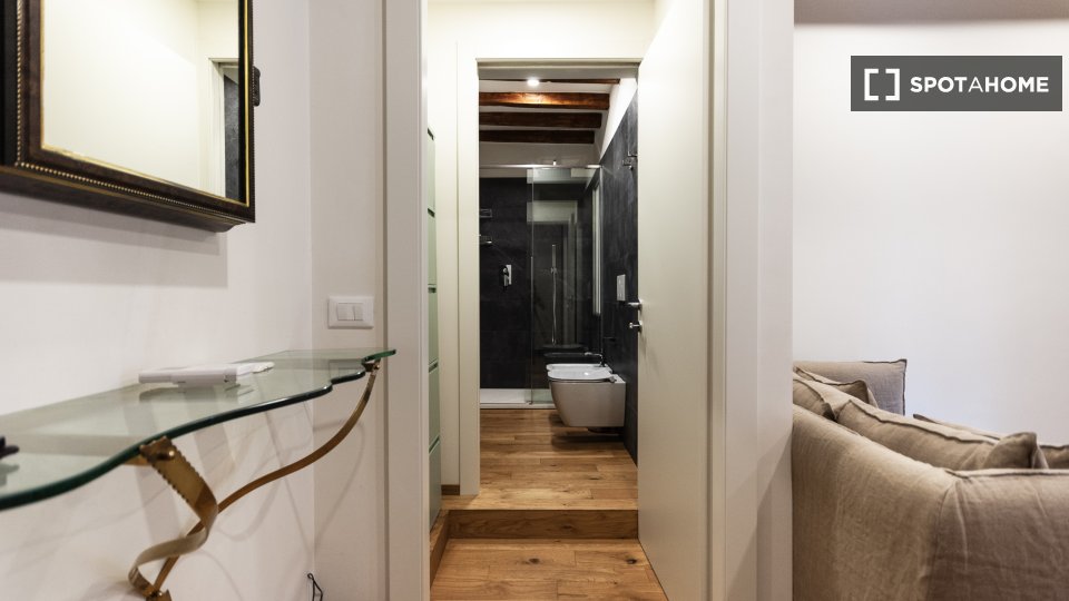 Apartment Milan, 1 bed — photo 18