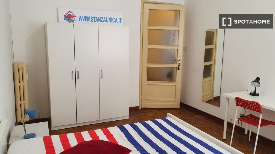 Double room Turin, 4 beds, 110m² — photo 12