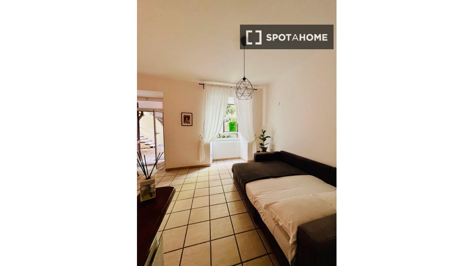 Apartment Rome, 2 beds — photo 14