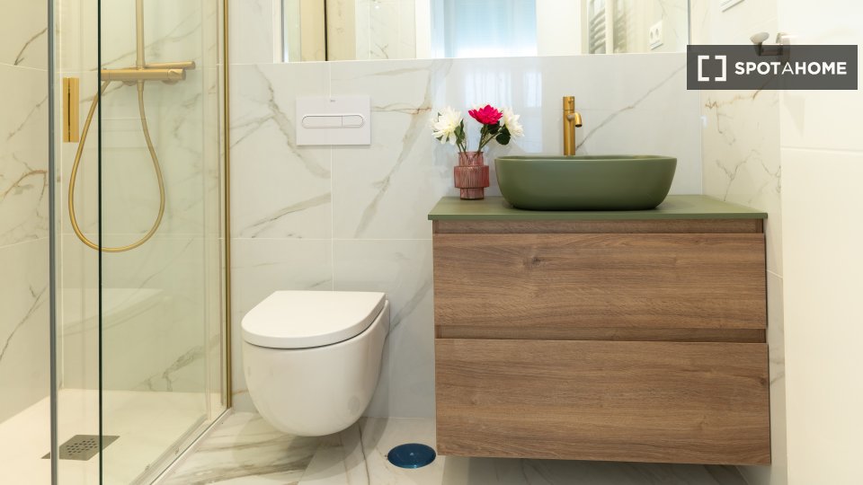 Apartment Madrid, 2 beds, 65m² — photo 18
