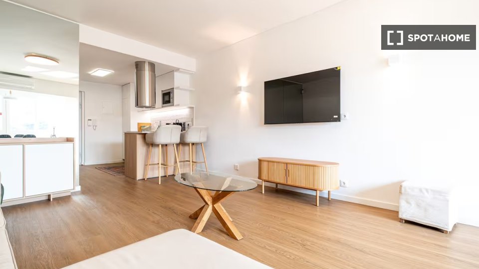 Apartment Lisbon, 1 bed — photo 19