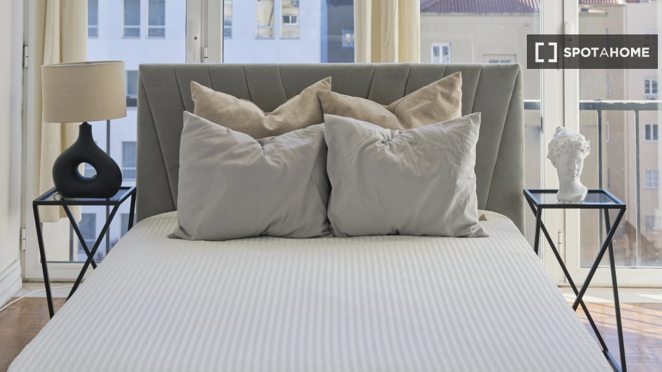 Double room Lisbon, 7 beds — photo 9