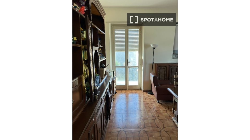 Double room Turin, 4 beds — photo 9