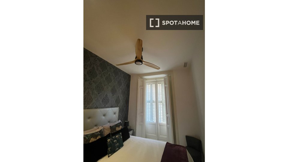 Apartment Madrid, 1 bed, 60m² — photo 2