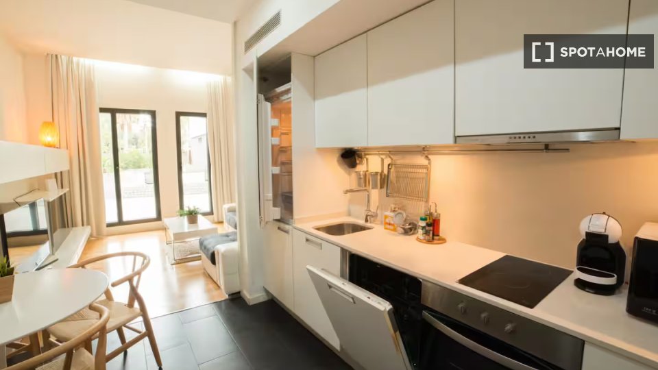 Apartment mono Barcelona, 45m² — photo 8