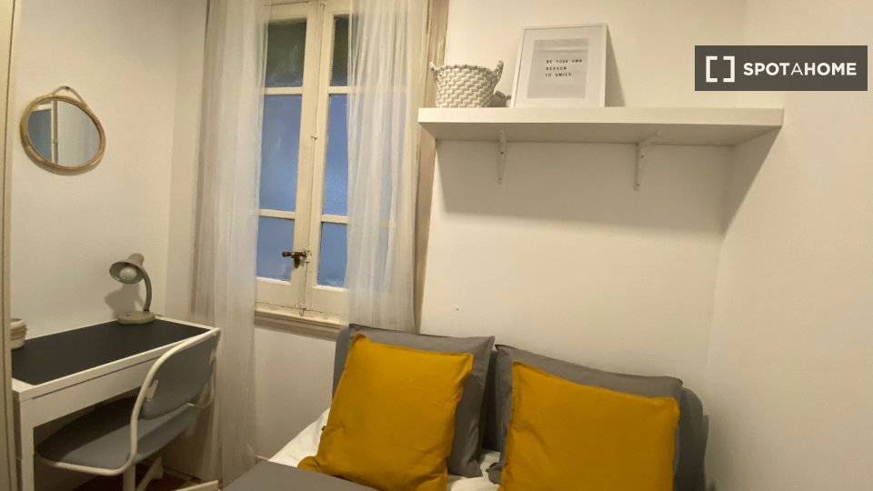 Double room Madrid, 4 beds — photo 2