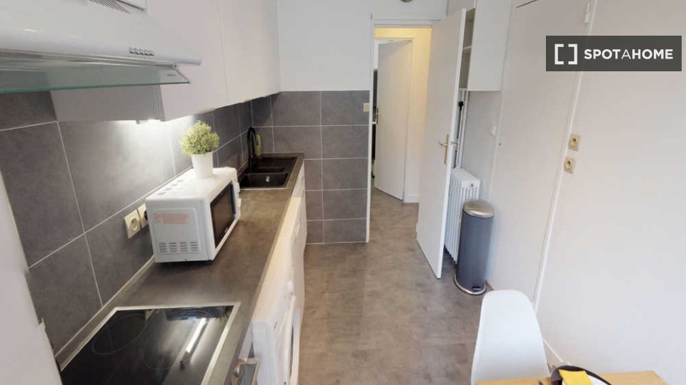 Double room Paris, 3 beds, 70m² — photo 4