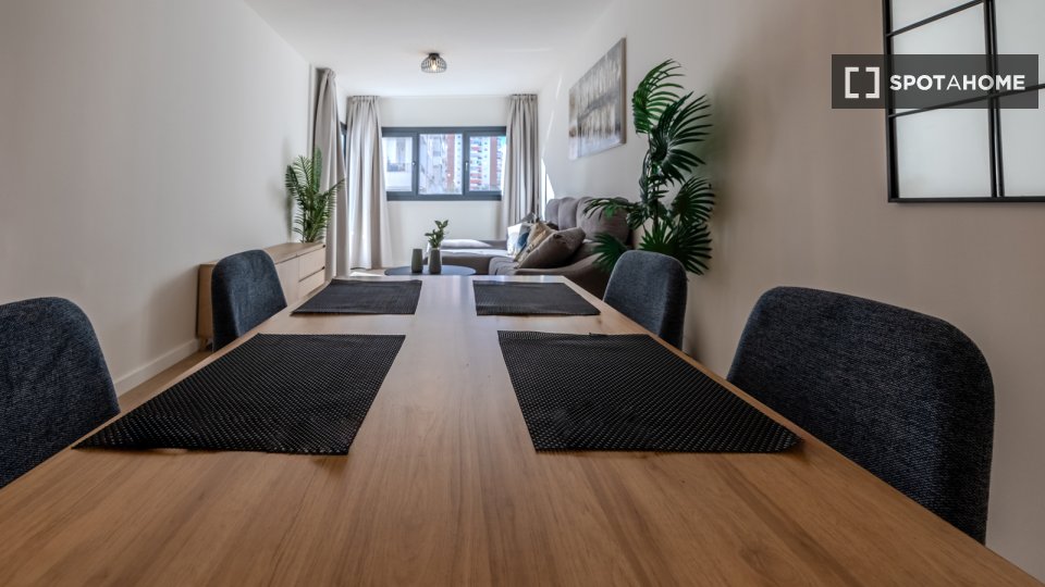 Apartment Malaga, 2 beds, 107m² — photo 2