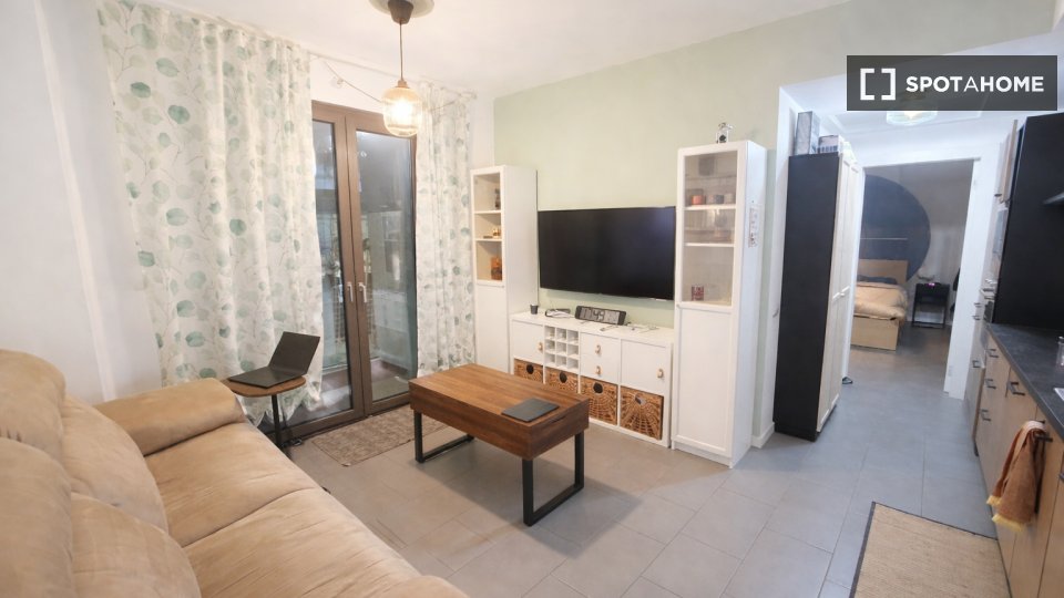 Double room Milan, 2 beds, 70m² — photo 6