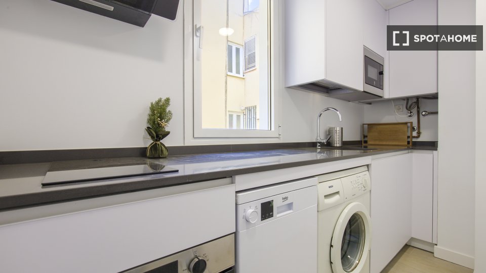 Apartment Madrid, 2 beds, 67m² — photo 16