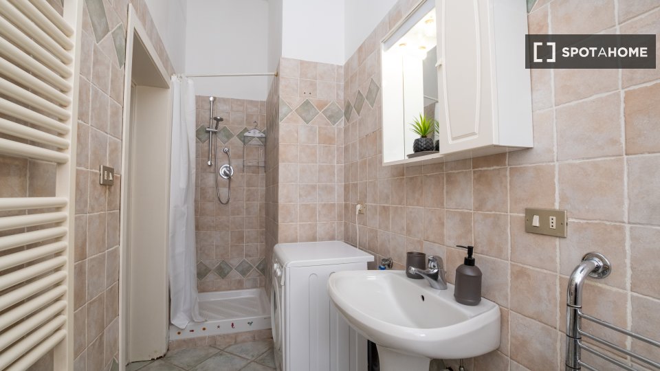 Apartment Bologna, 1 bed, 58m² — photo 4