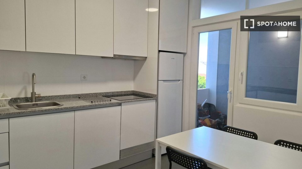Double room Porto, 4 beds — photo 12