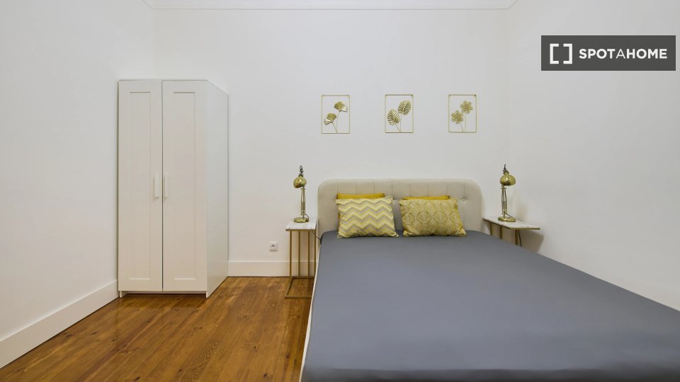 Double room Lisbon, 6 beds — photo 3