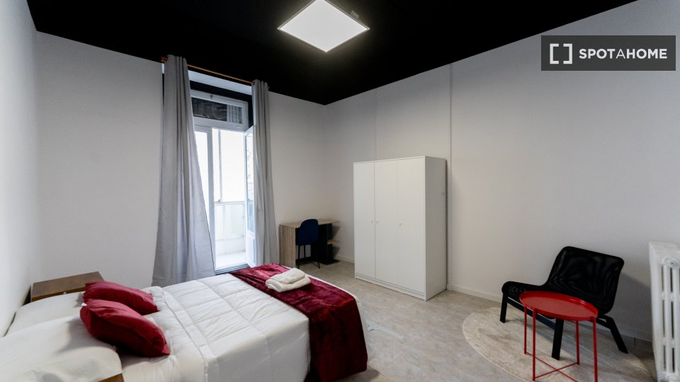 Double room Madrid, 11 beds — photo 7