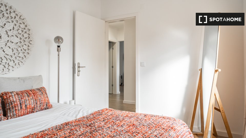 Apartment Lisbon, 2 beds — photo 11