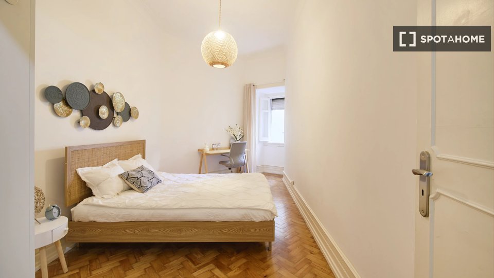 Double room Lisbon, 10 beds — photo 11