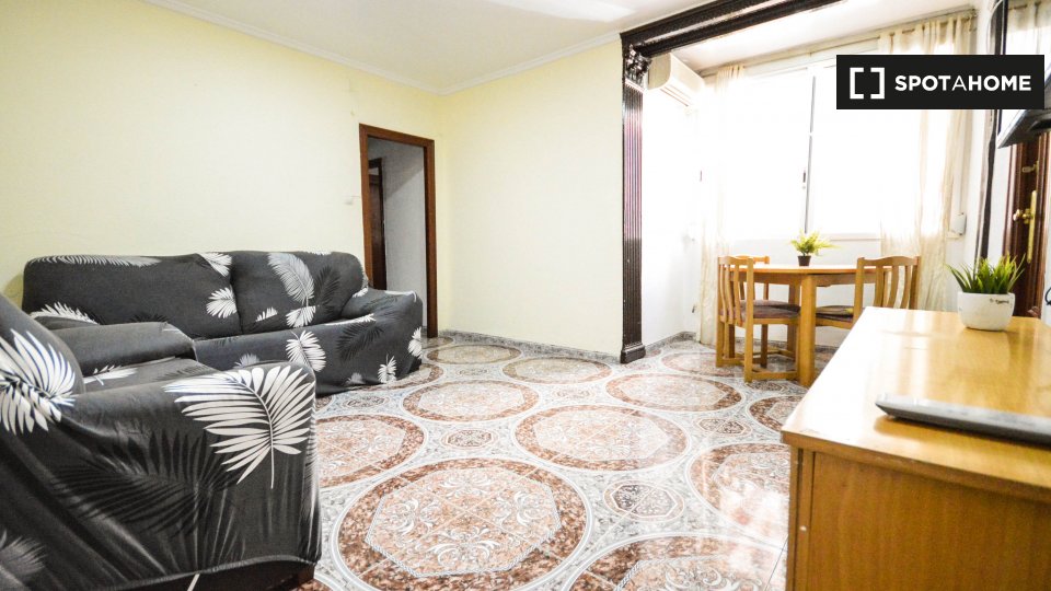 Double room Valencia, 4 beds, 95m² — photo 7
