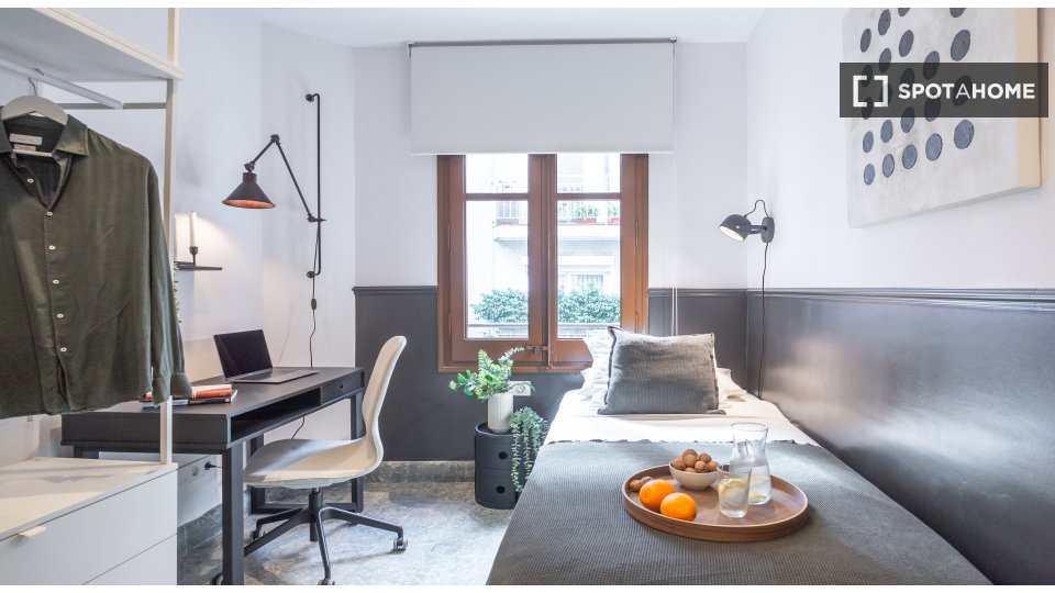 Double room Barcelona, 16 beds, 380m² — photo 4