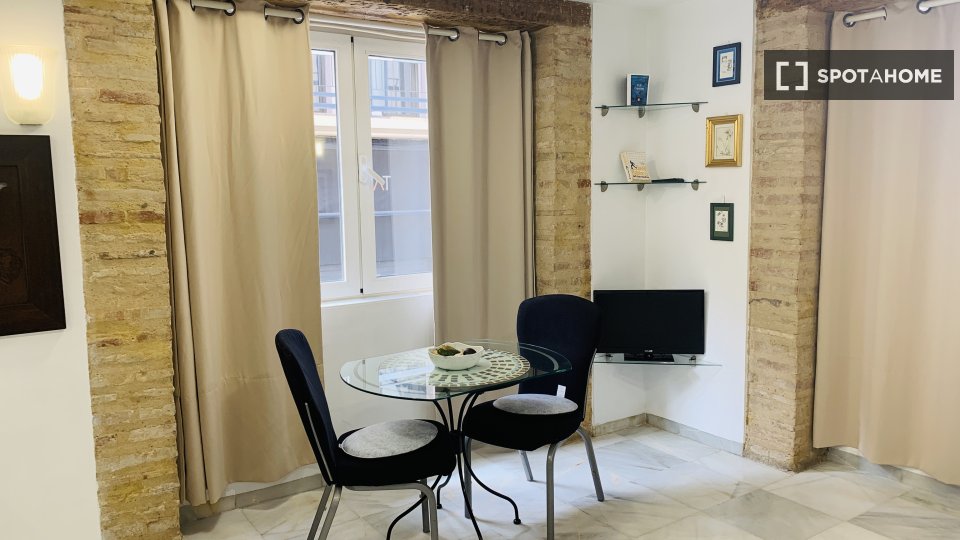 Apartment mono Valencia, 38m² — photo 3