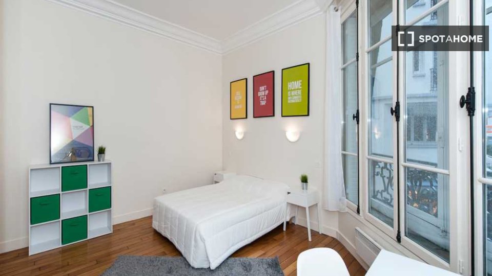 Double room Paris, 4 beds, 80m² — photo 13