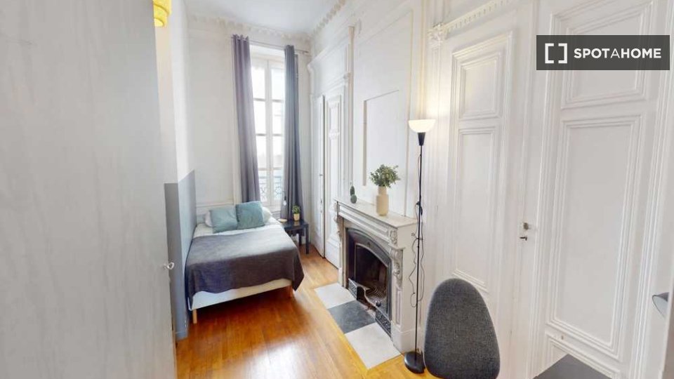 Camera doppia Lione, 5 camere, 130m² — foto 12