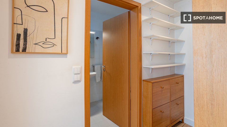 Apartment Lisbon, 1 bed, 53m² — photo 14