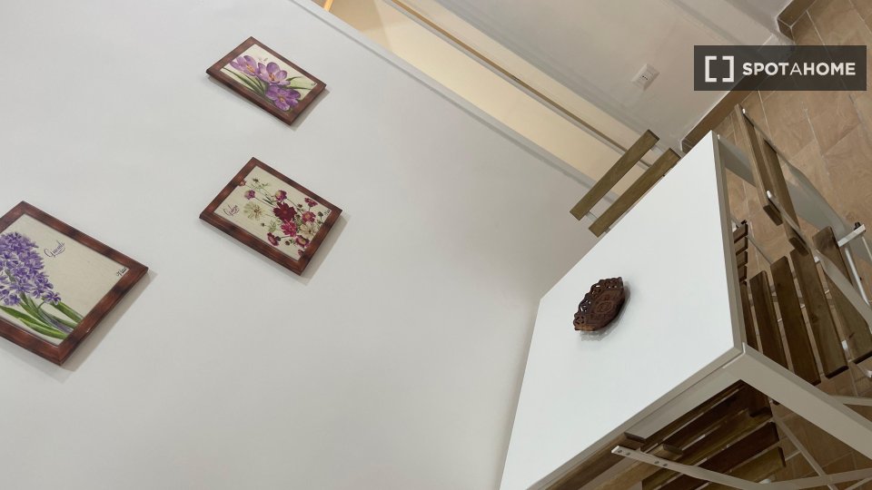 Apartment Naples, 1 bed — photo 5